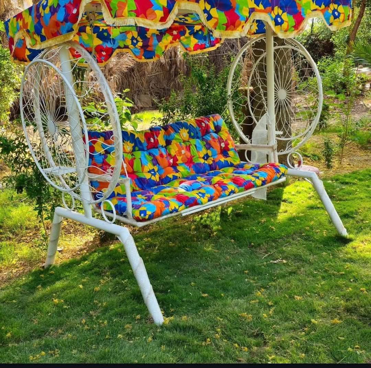 مبلمان باغی تاب